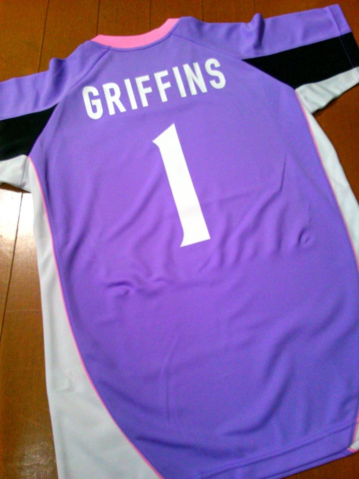 http://s-griffins.club/2016/img/griffins_uniform_02.jpg